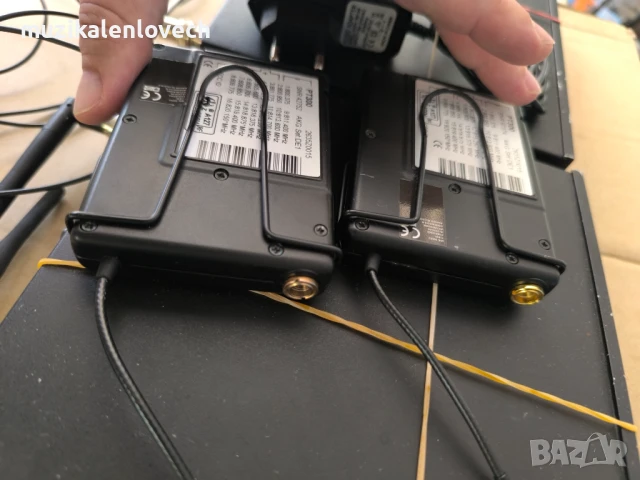 AKG WMS 300 INSTRUMENTAL SET - БЕЗЖИЧНА СИСТЕМА ЗА ИНСТРУМЕНТ Х 2 кмл - Made In Austria, снимка 7 - Микрофони - 50859999