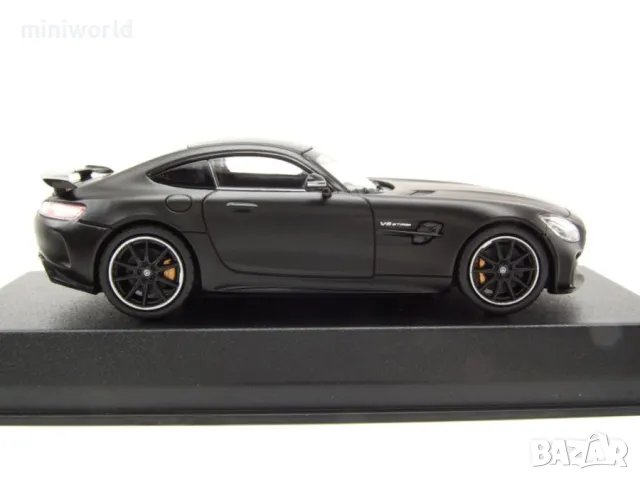 Mercedes AMG GT-R 2019 - мащаб 1:43 на Norev моделът е нов в PVC дисплей-кейс, снимка 4 - Колекции - 49553417