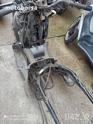 Априля Скарабео 250i /300i На Части , снимка 2 - Мотоциклети и мототехника - 37089352