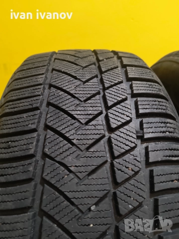 Зимни гуми 215/55/17, снимка 2 - Гуми и джанти - 52431111