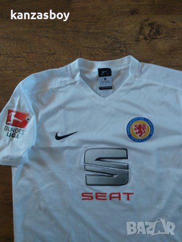 Nike eintracht braunschweig - страхотна мъжка тениска , снимка 2 - Тениски - 40125603