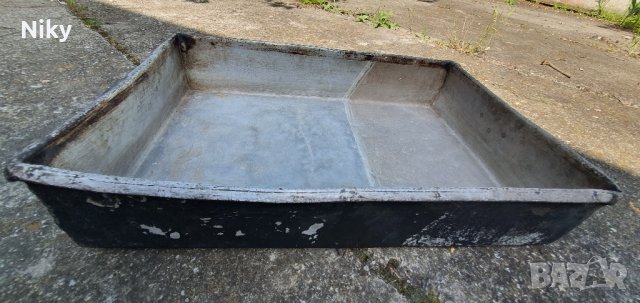 Стара алуминиева тава 65х44х12 см., снимка 4 - Съдове за готвене - 40777219