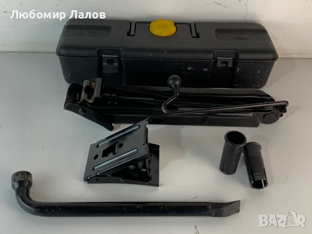 Оригинален авариен комплект инструменти крик ключ джанти Land Rover Freelander 