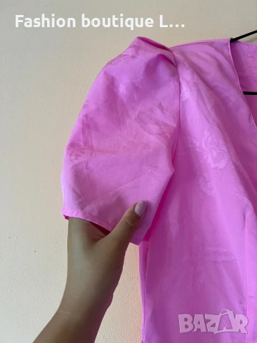 Розова рокля с буфан ръкав и копченца отстрани и цип 🩷, снимка 2 - Рокли - 51181218