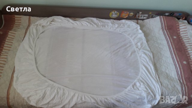 Нов долен чаршаф с ластик с размери - 140-140 см, снимка 3 - Спално бельо и завивки - 37823557