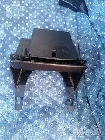 Пежо 307 Пепелник , снимка 2 - Части - 39160260