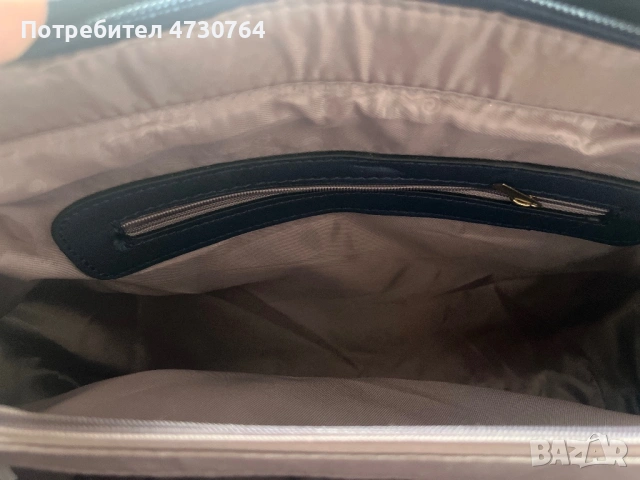 Дамска чанта, снимка 4 - Чанти - 53391561