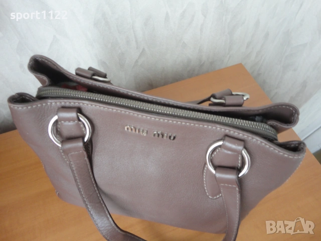 Miu miu/дамска чанта, снимка 7 - Чанти - 53354387