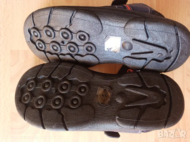Разпродажба! Оригинални сандали Mad Wax номер 37, снимка 3 - Детски сандали и чехли - 50098746