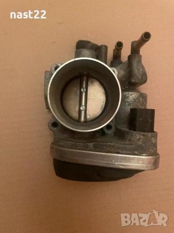 Дроселова клапа Голф 5 1.6 102/VW GOLF 5/06A 133 062 AB