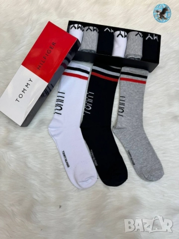 чорапи в кутия off white Nike Adidas fendi Victoria's secret moschino gucci , снимка 8 - Дамски чорапи - 51677883