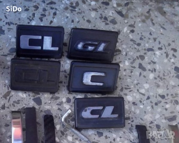 Оригинални емблеми за предните калници за Голф 2!