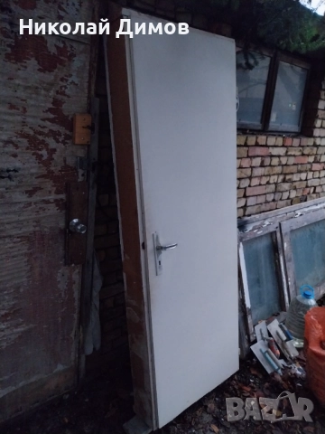 Стара врата с каса, снимка 2 - Интериорни врати - 52876447