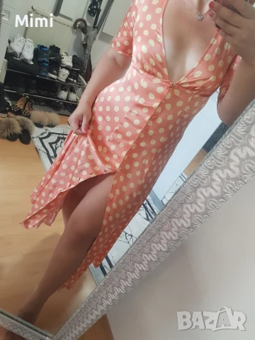Сатенена секси рокля на точки , снимка 1