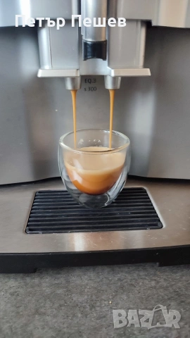 Siemens EQ.3 s300 CTES35 перфектно еспресо система за млечни напитки Сименс, снимка 9 - Кафемашини - 53042802