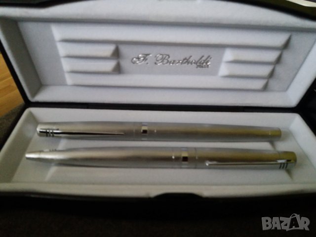 Комплект писалка и химикалка Bartholdi Italy метални в кутия