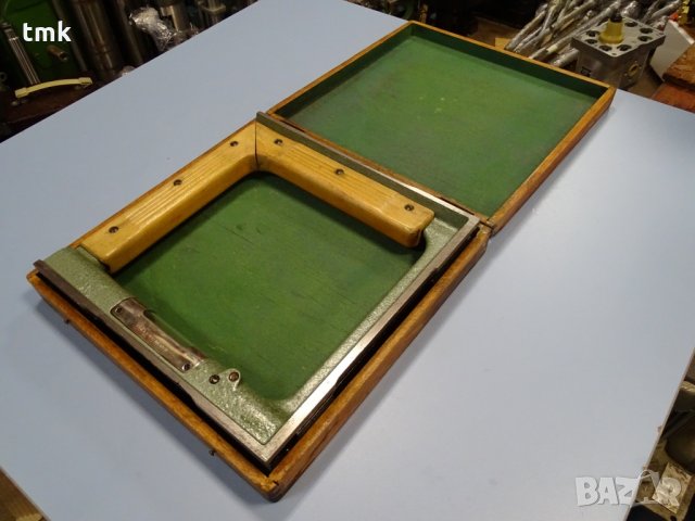 Нивелир машинен KINEX 300x300 mm