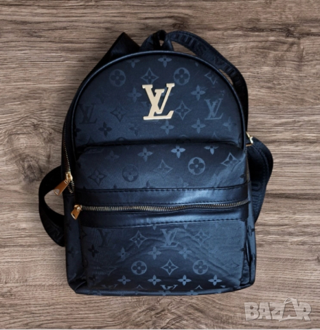 Дамска раница (реплика)