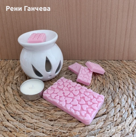 Комплект аромалампа с 60гр восъчни мелтове, снимка 1