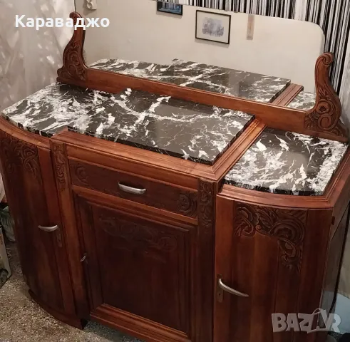 Античен Френски Шкаф