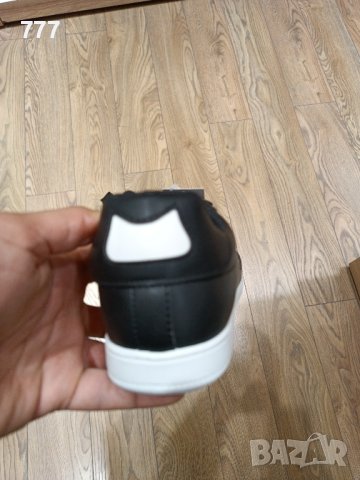 обувки , снимка 7 - Дамски ежедневни обувки - 43587613