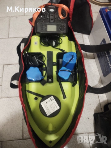 Лодка за захранка D18 с GPS ТОП ЦЕНА с 3 батерии, снимка 7 - Стръв и захранки - 53498364