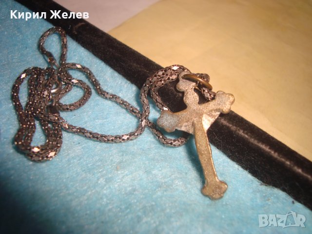 СТАР БРОНЗОВ НАГРЪДЕН КРЪСТ РАЗПЯТИЕ със СРЕБРИСТА ВЕРИЖКА ПАТИНИРАН БРОНЗ КРЪСТЧЕ 26923, снимка 9 - Антикварни и старинни предмети - 34896337