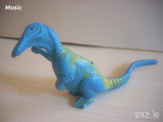 Играчка Динозавър