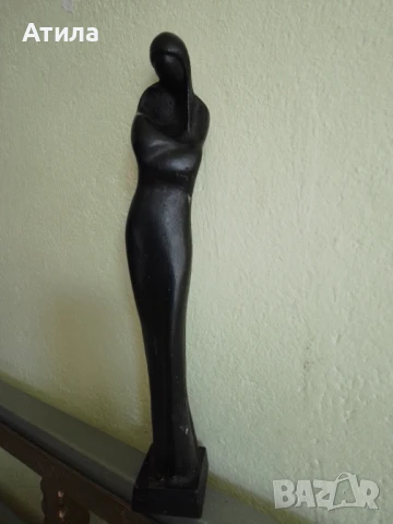 скулптура " майчинство" чугун 38 см