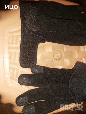 Зимни ръкавици Adidas , снимка 2 - Ръкавици - 44103184