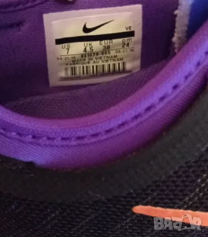 Дамски маратонки Nike UK 4.5 / 37 номер, снимка 4 - Маратонки - 48360637