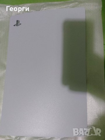 Бели капаци за PS5