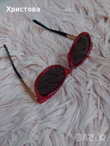 Слънчеви очила с червени рамки - 10лв., снимка 2 - Слънчеви и диоптрични очила - 36905538
