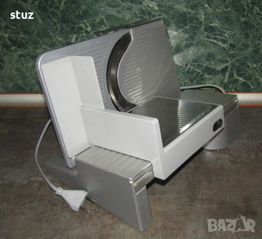 Електрическа машина за рязане на колбаси, хляб, сирена Ritter, снимка 5 - Кухненски роботи - 53596508