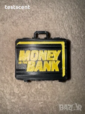 WWE Money In the Bank Briefcase куфарче за екшън фигурки / играчки Договорът в куфарчето, снимка 17 - Колекции - 48827846