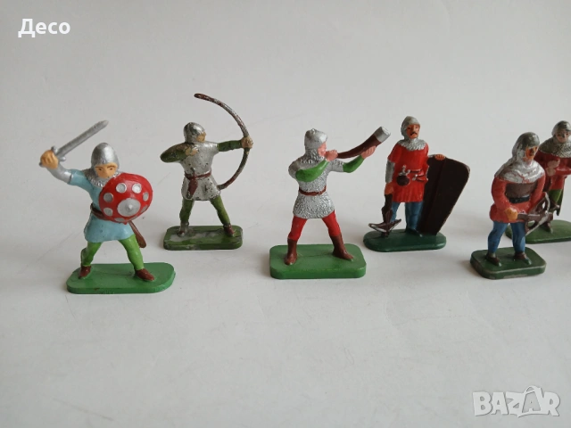 Стари полски фигурки рицари.