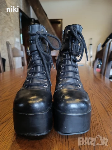 New Rock номер 40, снимка 2 - Дамски боти - 50828565