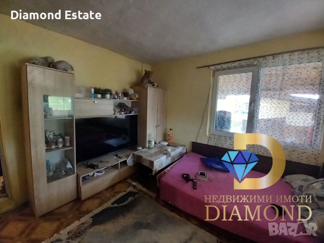 Едноетажна къща в село Боздуганово, общ. Раднево, снимка 6 - Къщи - 52141588