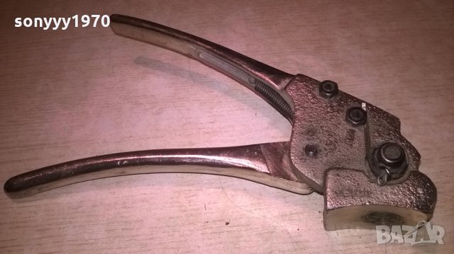 ЯКИ СПЕЦИАЛНИ КЛЕЩИ 23СМ-ВНОС ШВЕЦИЯ