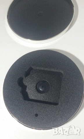 Кръгла кутия на Intel от процесор, снимка 4 - Други ценни предмети - 51502955