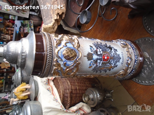 красива колекционерска халба