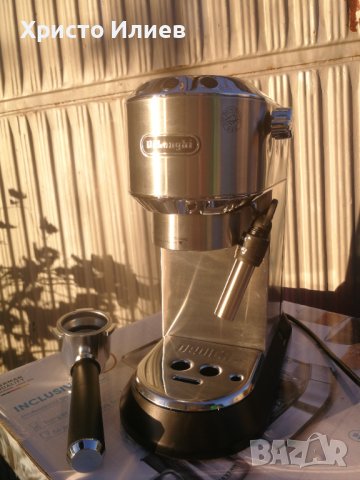 Еспресо Кафемашинa с ръкохватка DeLonghi Dedica EC 685.M Кафе машина, снимка 14 - Кафемашини - 43001594