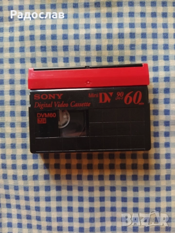 мини видео касета Sony, снимка 2 - Чанти, стативи, аксесоари - 51461499