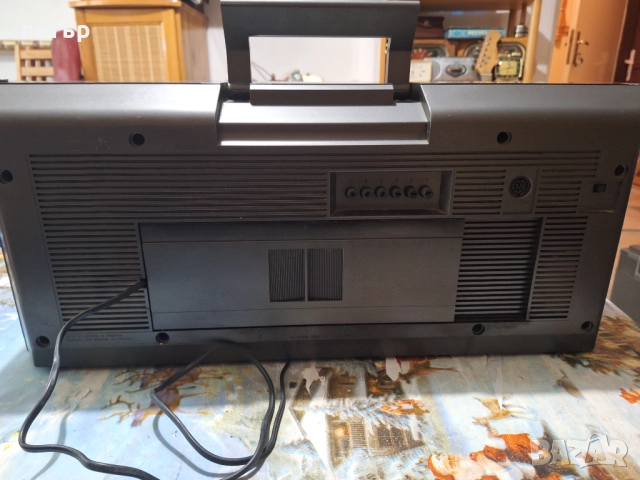 Касетофон Грундиг RR 3600, снимка 9 - Радиокасетофони, транзистори - 52868395