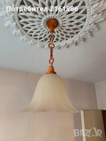 Два полилея за таван