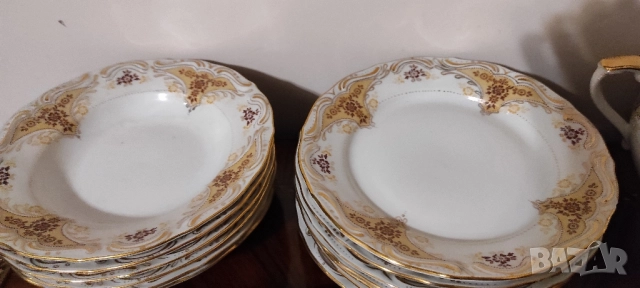 Български порцеланов сервиз златна Изида , снимка 4 - Сервизи - 51636550