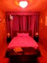 Луксозен апартамент в Центъра на София за лични срещи и почивки, снимка 1 - Стаи под наем - 37610960