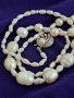 Старинен гердан от натурални перли със сребърна закопчалка , снимка 1 - Антикварни и старинни предмети - 43375313