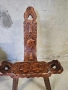Трикрако столче с дърворезба, снимка 2